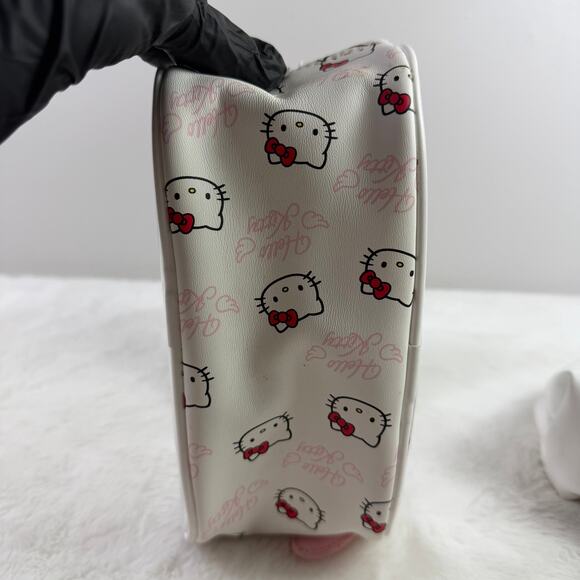 The Crème Shop × Hello Kitty White Travel Makeup Pouch / Bag Set - Picture 9 of 12